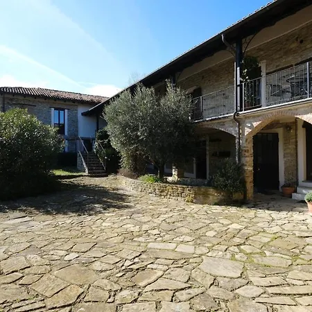 Langhe Countryhouse Cascina Marenco Villa *