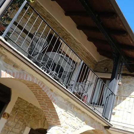 Langhe Countryhouse Cascina Marenco *